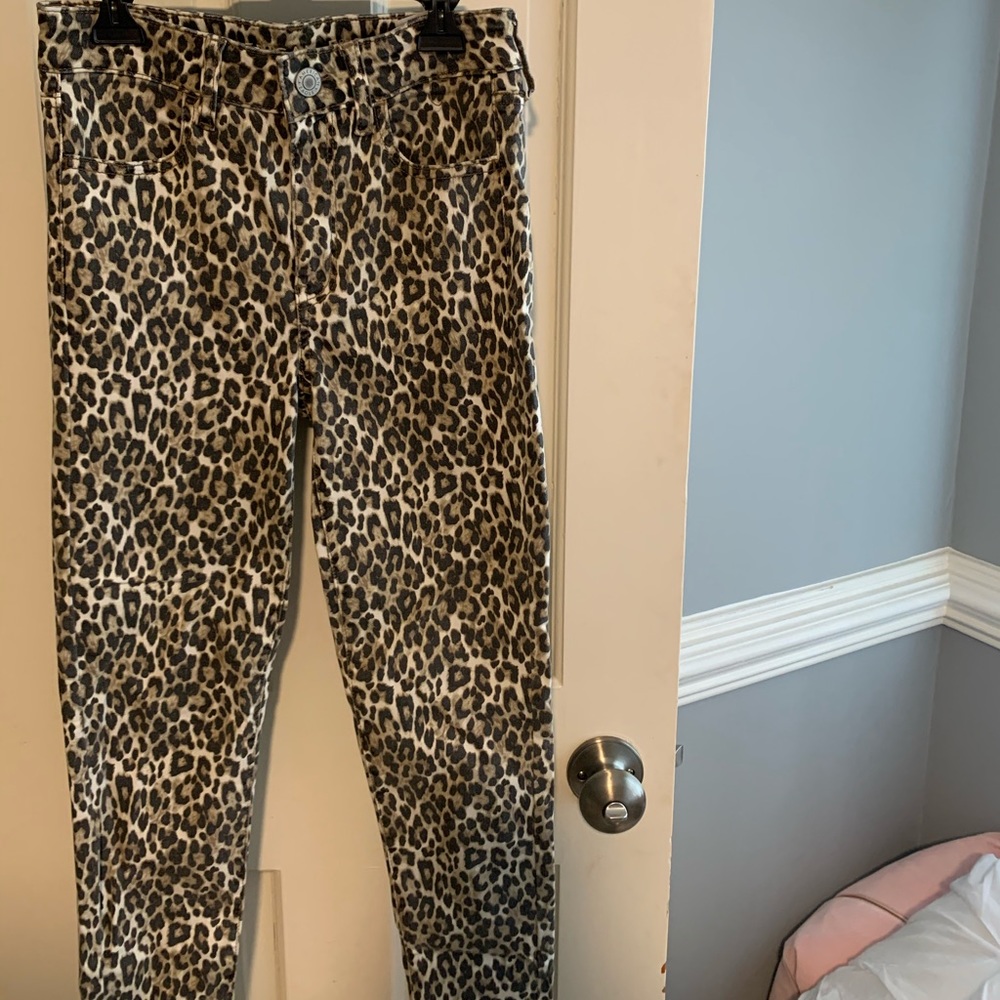 American Eagle Cheetah Print Jeans